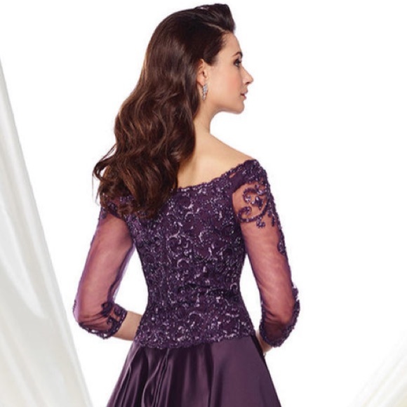 Montage by MonCheri 3/4 length sleeves gown - Picture 3 of 8